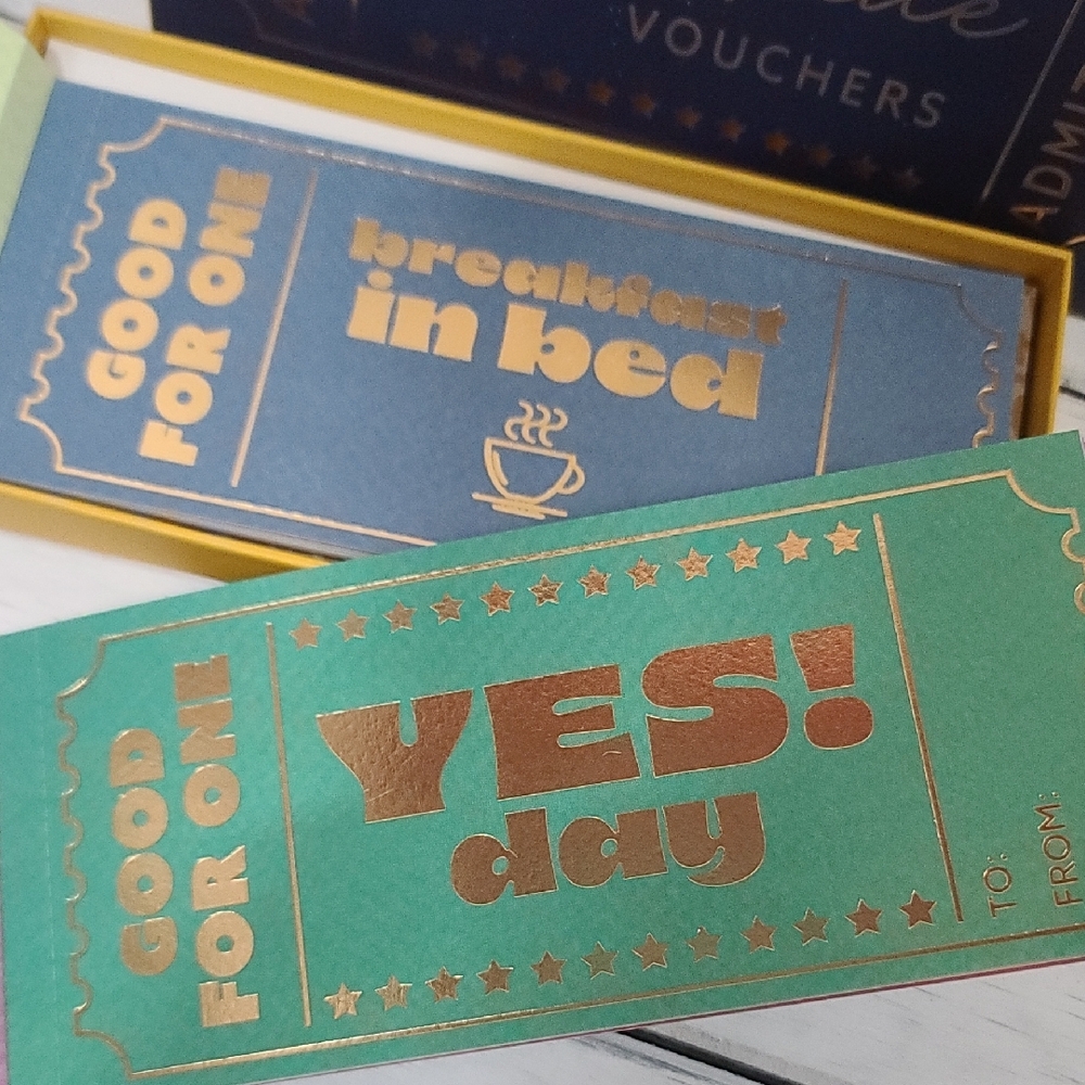 Gratitude Vouchers Set Of 12 W Gold Print Voucher, Incl Envelop & Stickers NWT - Picture 6 of 9